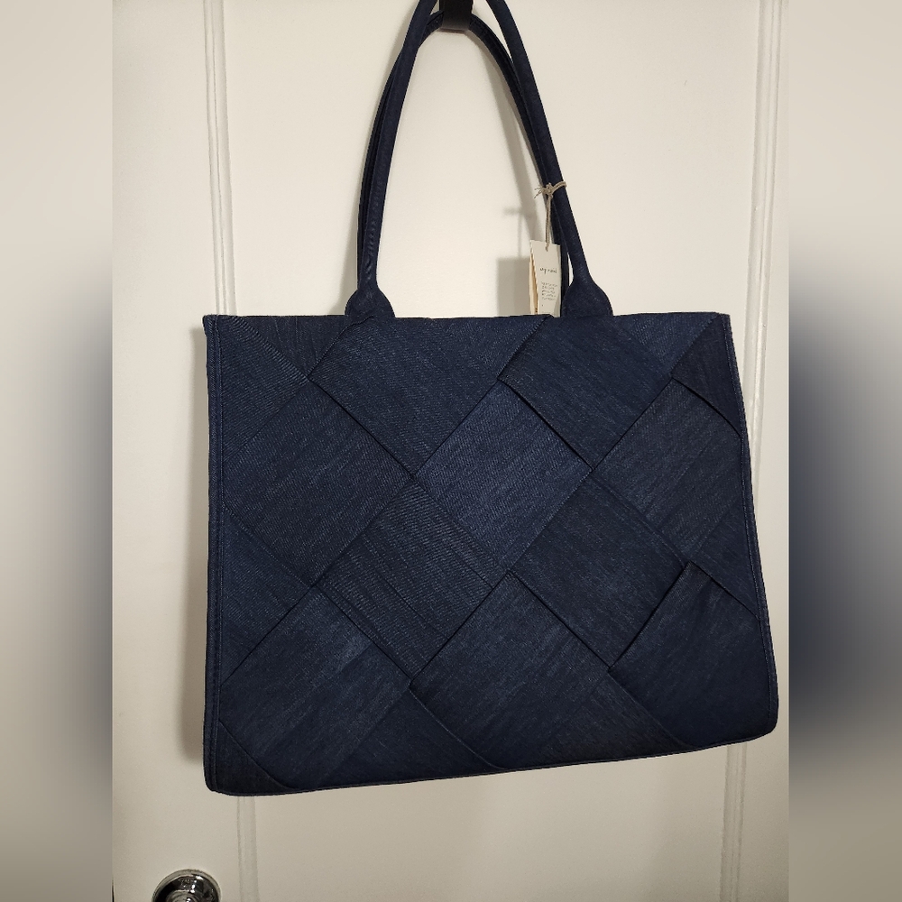 Navy blue tote